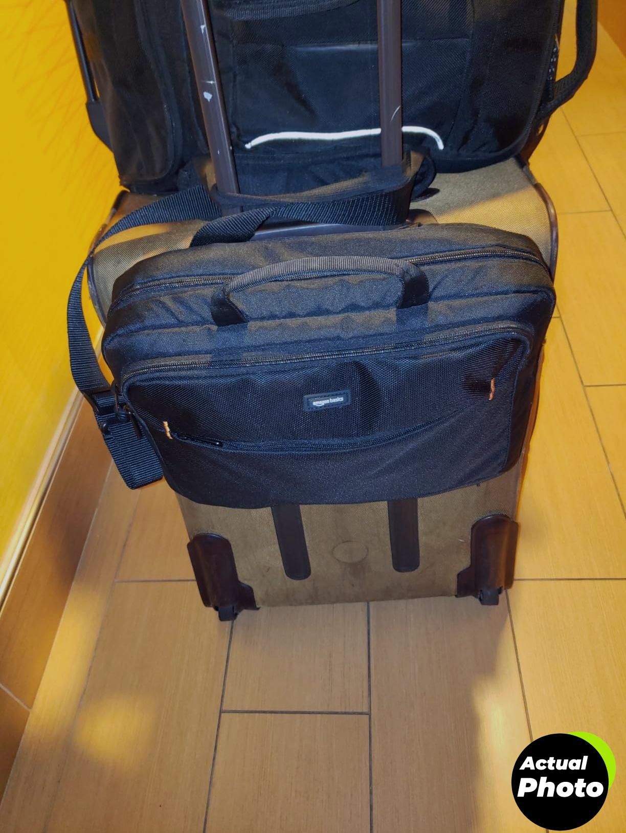 amazon-basics-laptop-tablet-bag-foto-2