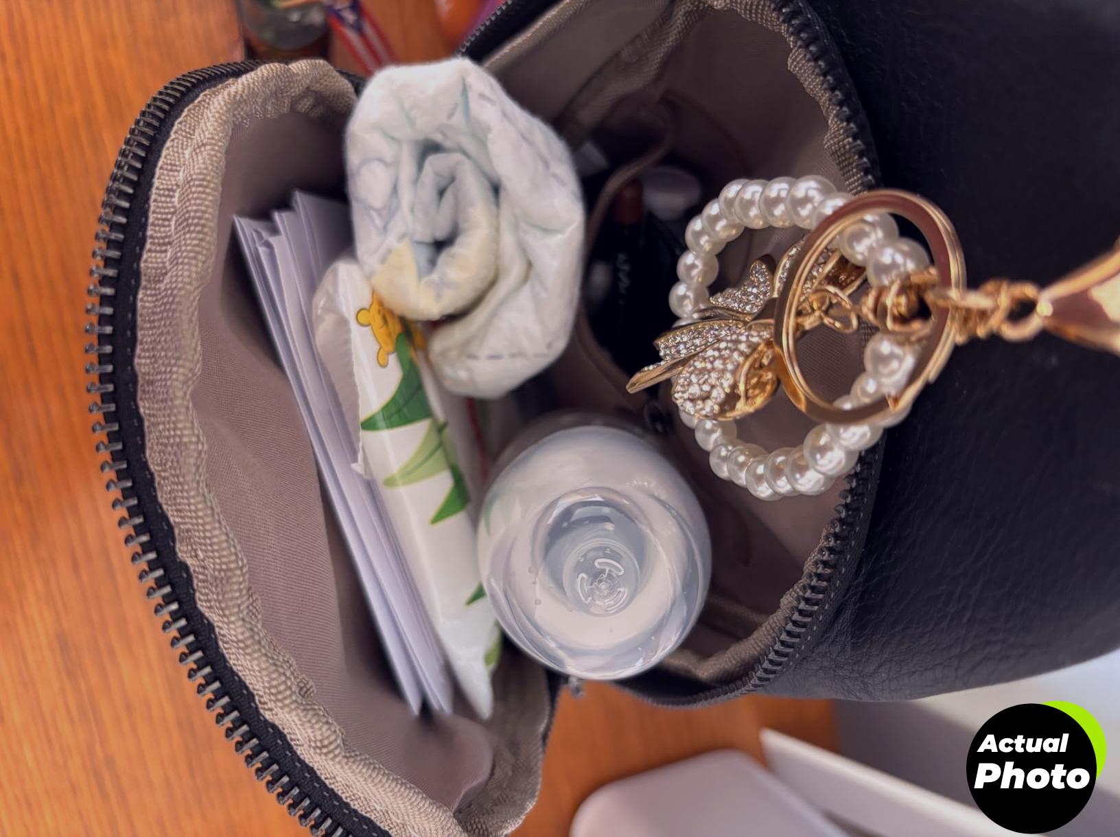 cluci-leather-crossbody-bag-unique-foto-1