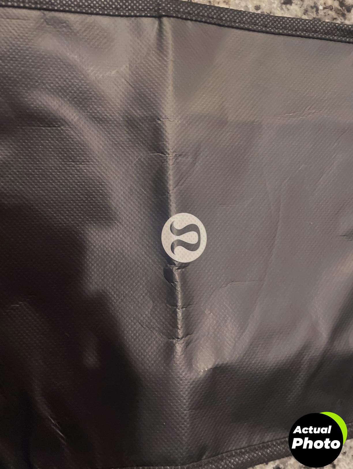 lululemon-tote-bag-holiday-special-foto-2