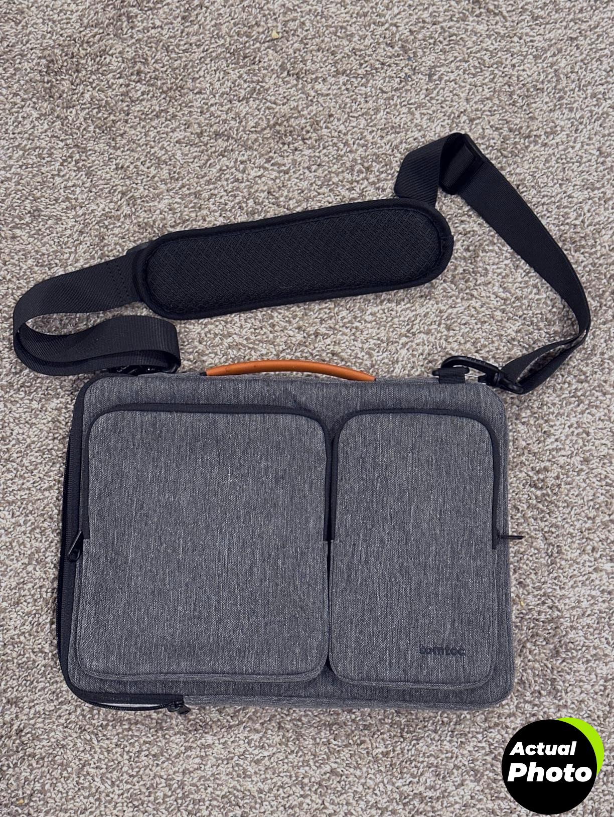 tomtoc-laptop-bag-2025-14-inch-macbook-pro-foto-1