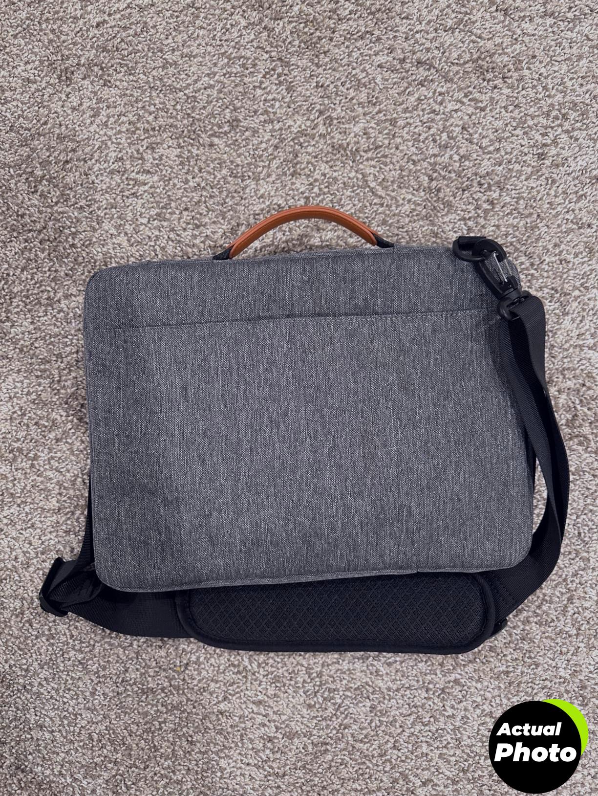 tomtoc-laptop-bag-2025-14-inch-macbook-pro-foto-3