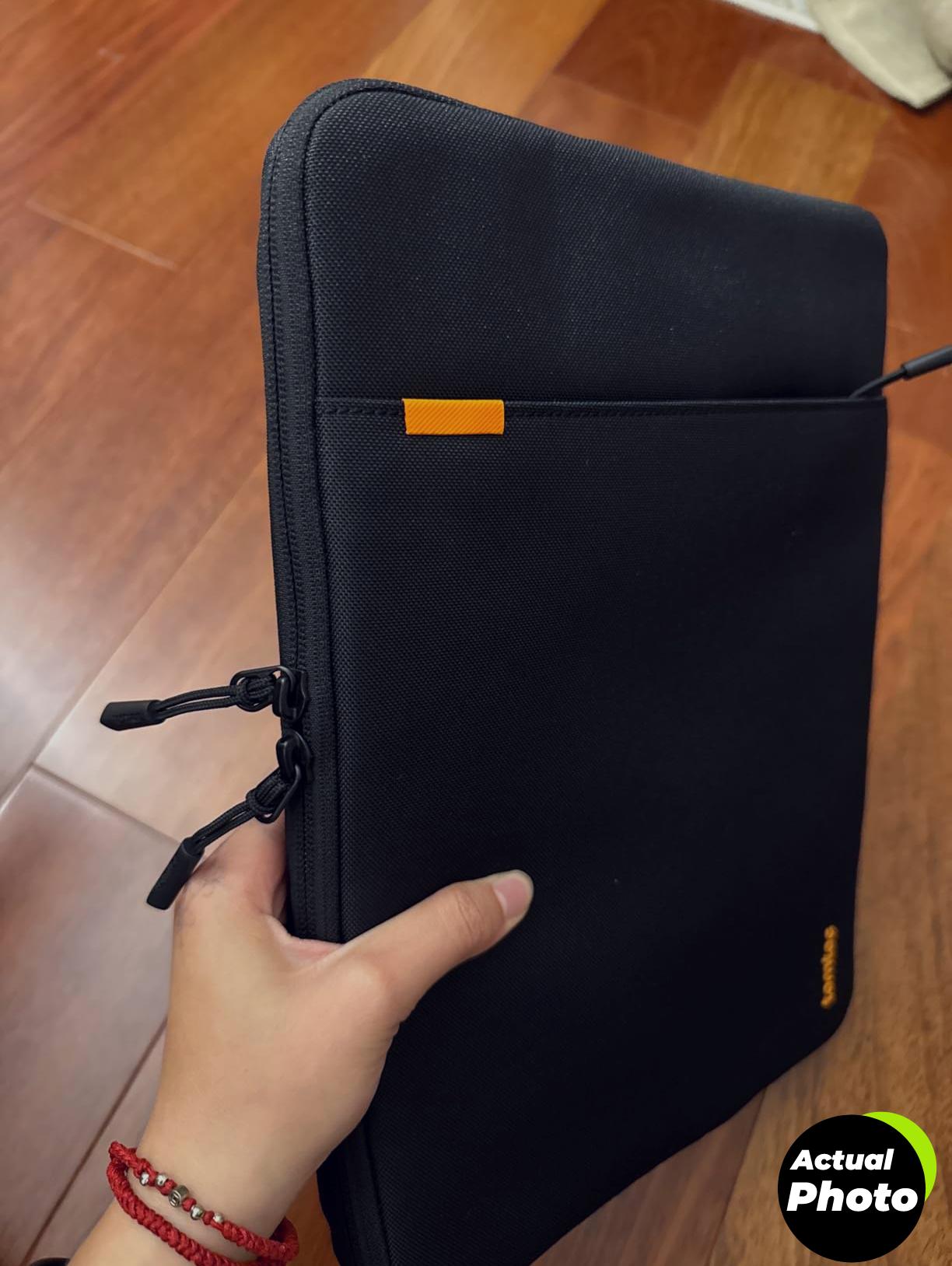 tomtoc-laptop-sleeve-14-inch-macbook-pro-foto-2